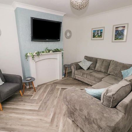 Cwtch Ar Y Mor Villa Burry Port Kültér fotó