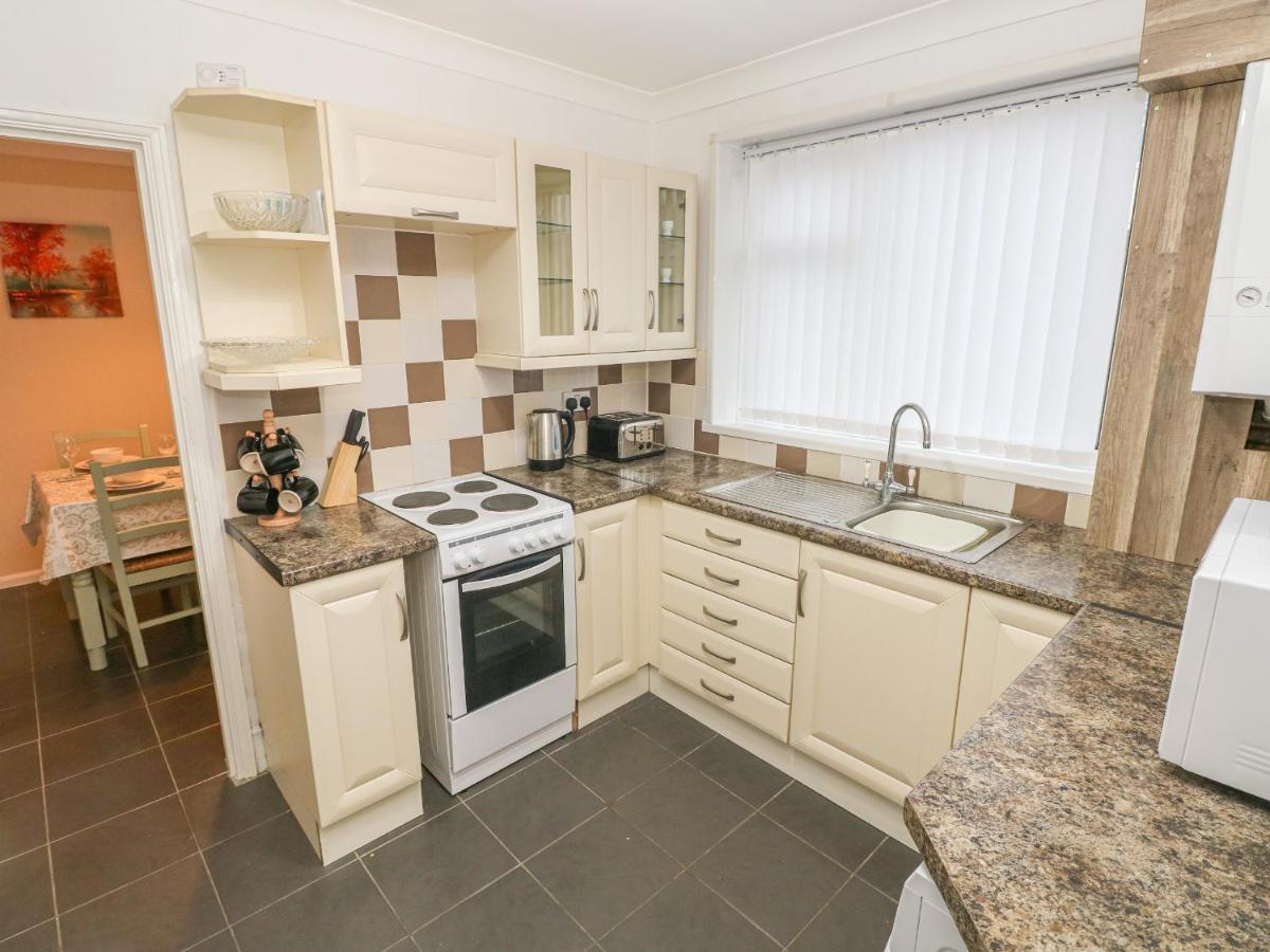 Cwtch Ar Y Mor Villa Burry Port Kültér fotó